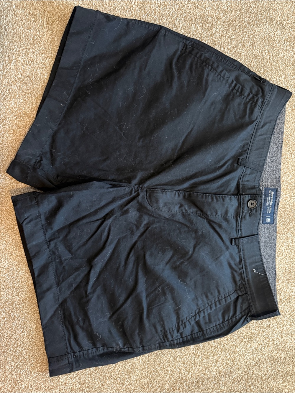 Abercrombie & Fitch Men's Black Flat-Front Shorts